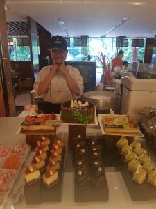 Read more about the article Shinta Udi Rahayu: “Love You So Much Buat Ayah Budi and Papa Jo..!!”