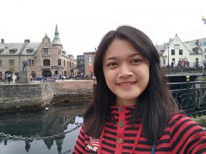 Read more about the article (TERUTAMA PEREMPUAN) Yang Ingin Bekerja Di Kapal Pesiar. Inilah Amanat Dari Kak Krisnia..!!